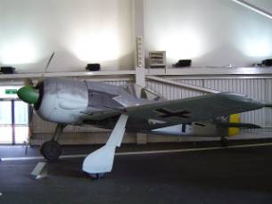 NC 900 A-8 N 62