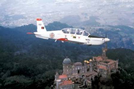 Le TB.30 Epsilon tte de srie  son arrive au Portugal le 31 Janvier 1989