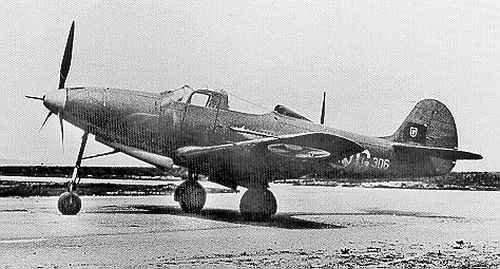 Bell P-400 de lesquadrilha de Caa N 4 " OK ", Base Arienne de Ota  Doc : Mais Alto