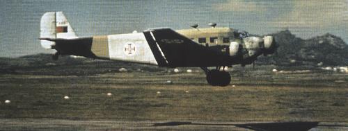 Un Junkers JU.52/3m  portugais dcolle depuis la Base Arienne de Sintra.  Doc : Mais Alto