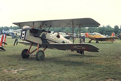   Le SE.5a sous un camouflage diffrent