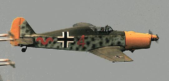 Un Pilatus P2 transform en Messerschmitt 109 